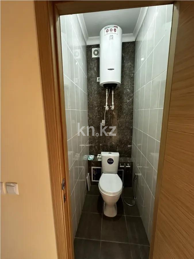 Продажа 2-комнатной квартиры, 53 м², пр. Шахтеров, дом  52Б в Караганде - фото 5