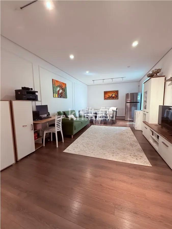 Продажа 3-комнатной квартиры, 92 м², ул. Кенесары хана, дом  54/18 - Продажа  трехкомнатных квартир в Алматы без посредников фото 1 из 6