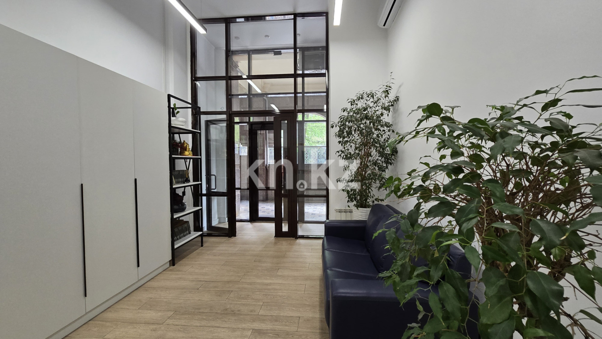 Продажа , 260 м², ул. Митина, дом  4 - Достык - Продажа офисных и торговых помещений в Алматы с фото фото 11 из 40