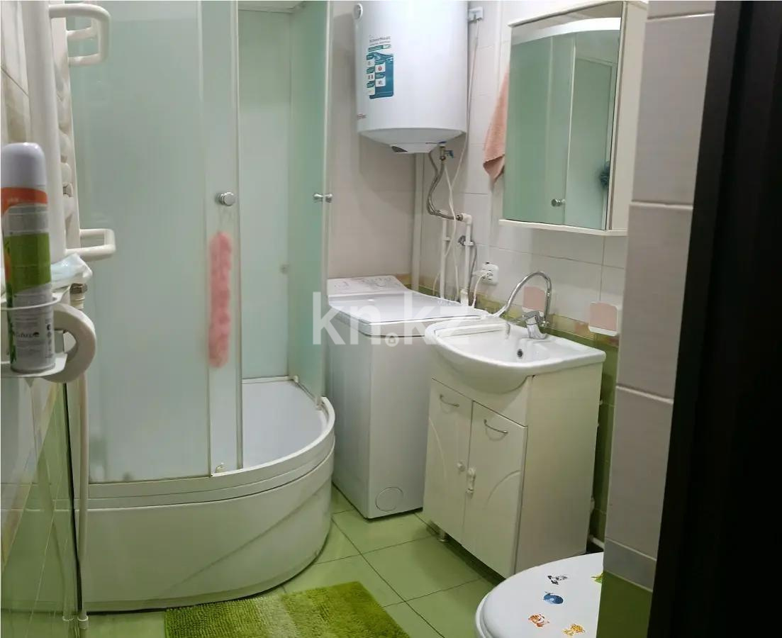 Продажа 3-комнатной квартиры, 55 м², ул. Зелинского, дом  24/1 в Караганде - фото 5