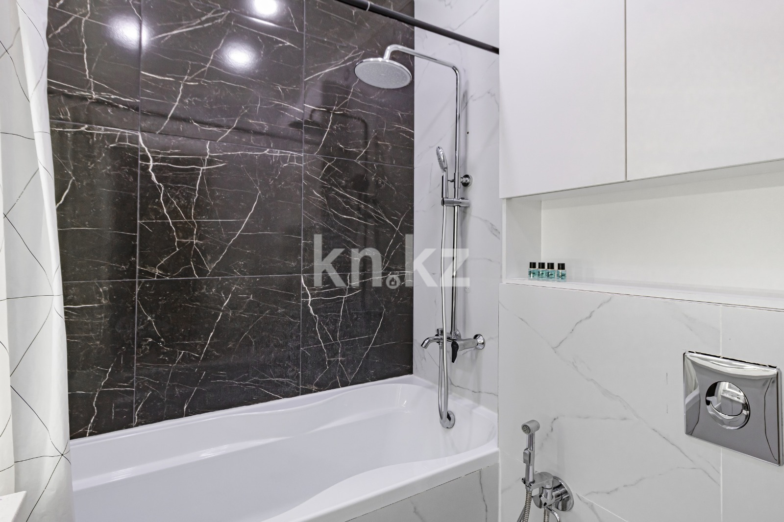 Аренда 2-комнатной квартиры посуточно, 55 м², пр. Улы Дала, дом  31 - Аренда квартир посуточно в Астане без посредников фото 11 из 14