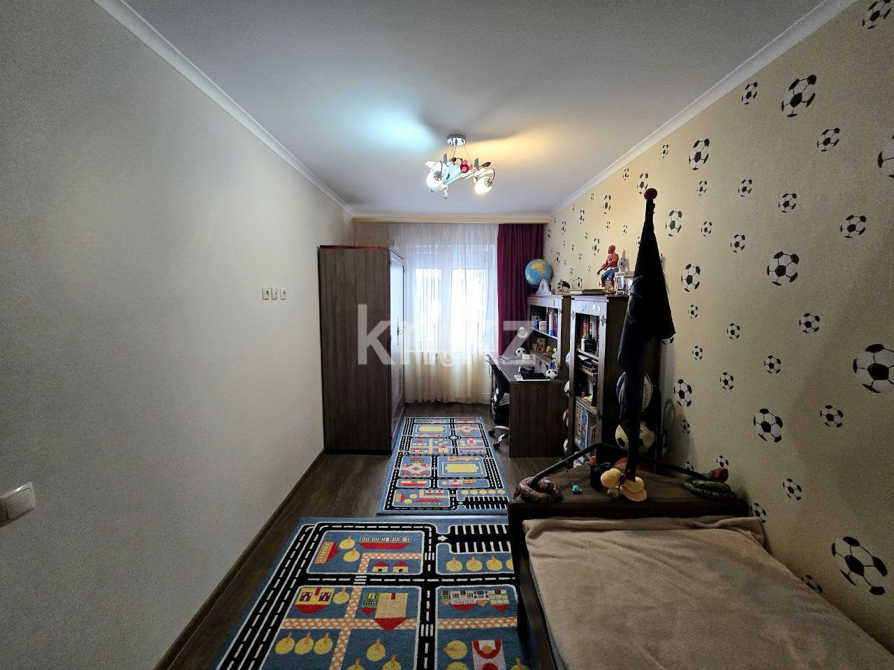 Продажа 4-комнатной квартиры, 80 м², ул. Жандосова - Продажа квартир в Алматы фото 15 из 22