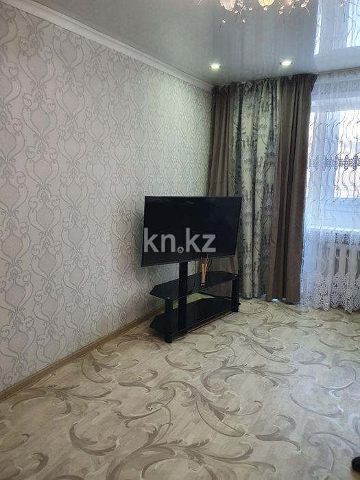 Продажа 2-комнатной квартиры, 44 м², мкр-н 11а - Продажа  двухкомнатных квартир в Караганде фото 1 из 8