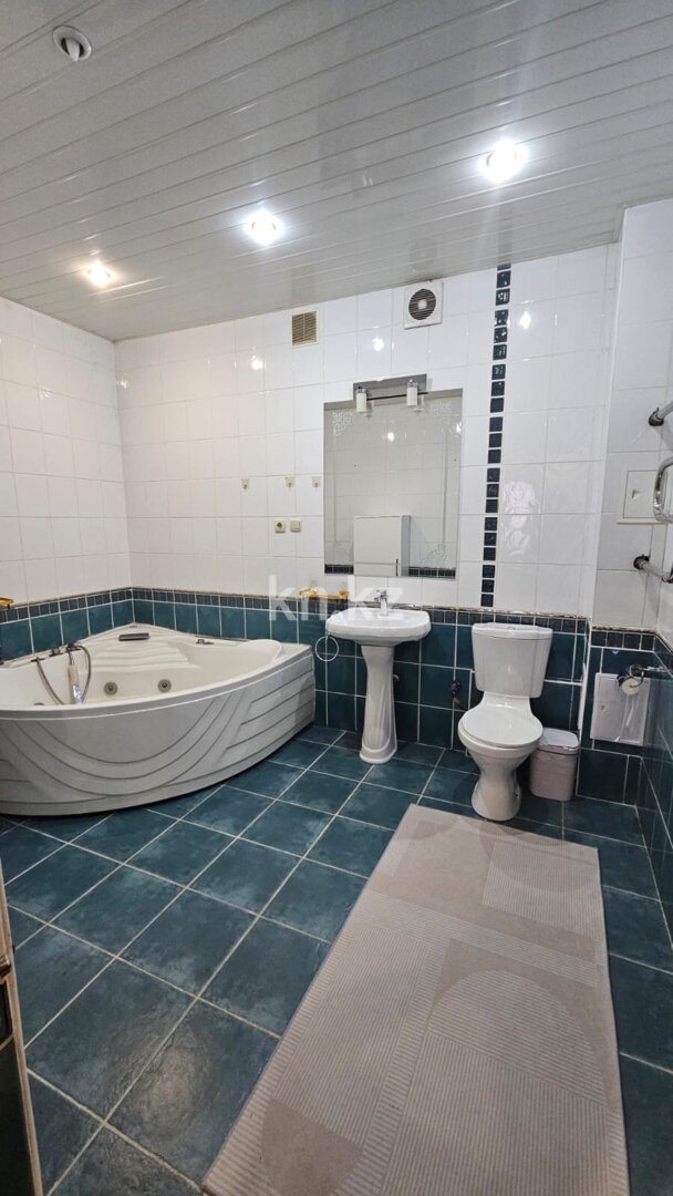 Продажа 4-комнатной квартиры, 163.3 м² в Астане - фото 15