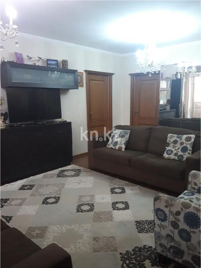 Продажа 3-комнатной квартиры, 90.6 м², ул. Амангельды, дом  49 - Продажа и аренда недвижимости в Алматы фото 1 из 7