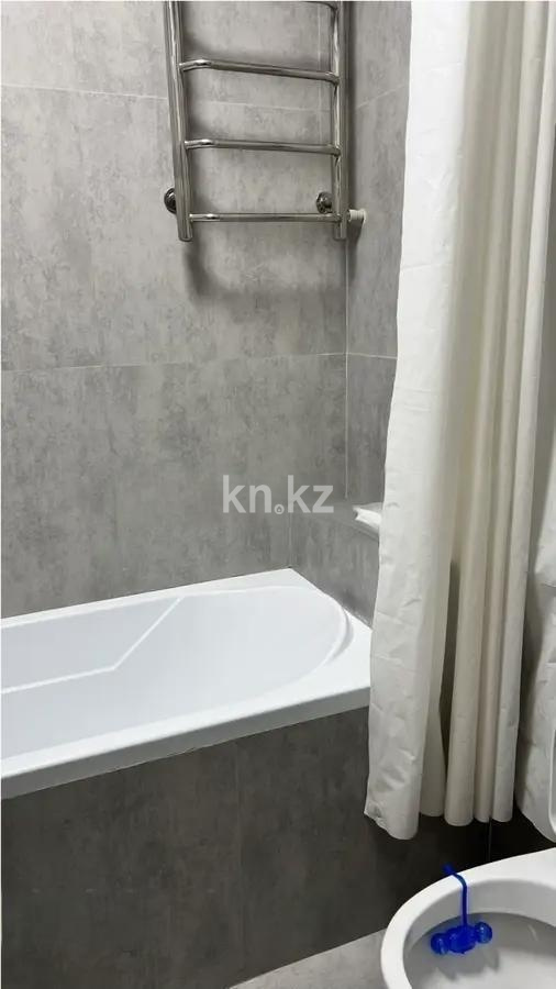 Продажа 1-комнатной квартиры, 38.6 м² в Алматы - фото 3
