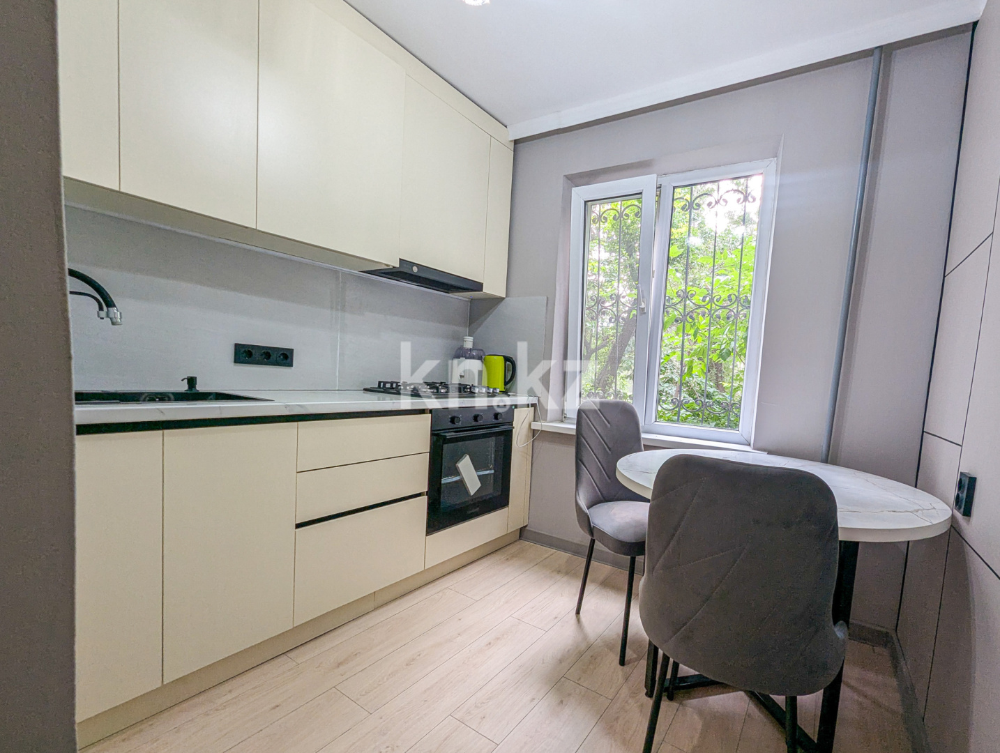 Продажа 2-комнатной квартиры, 42.4 м² в Алматы - фото 3