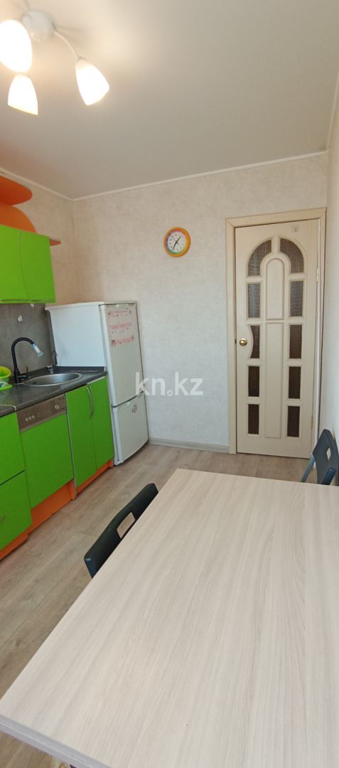 Продажа 4-комнатной квартиры, 60 м², ул. Муканова, дом  4 - Продажа квартир в Караганде фото 1 из 13