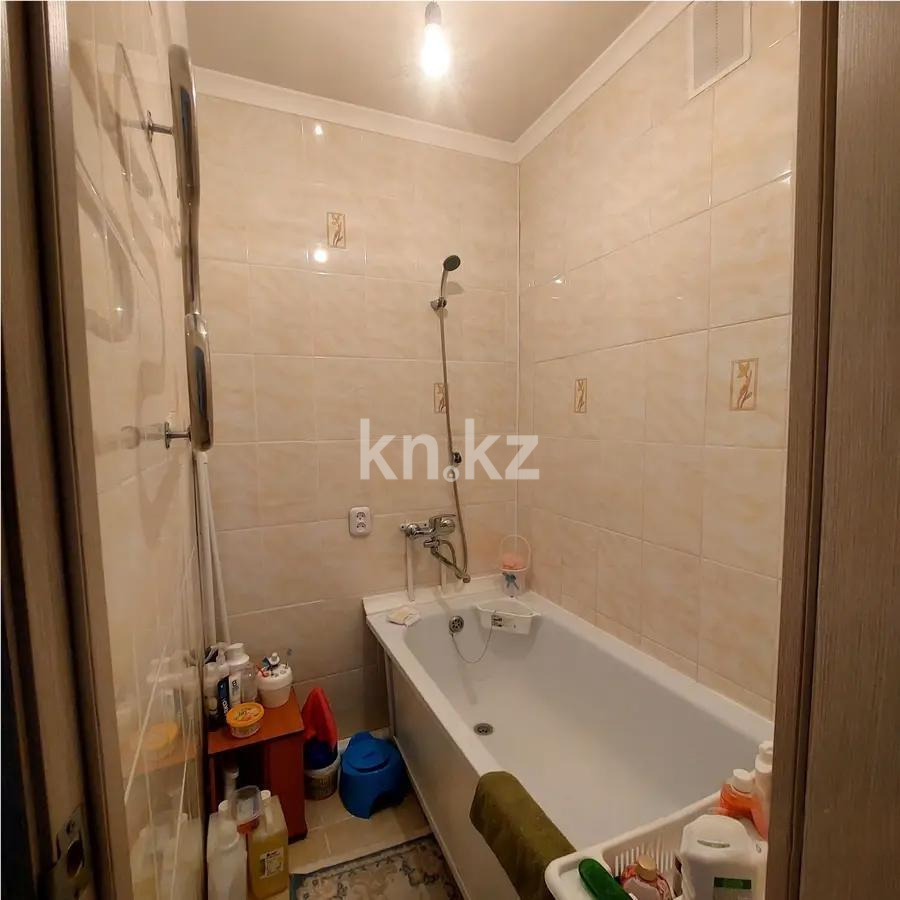 Продажа 1-комнатной квартиры, 30 м², мкр-н 14, дом  27 в Караганде - фото 3