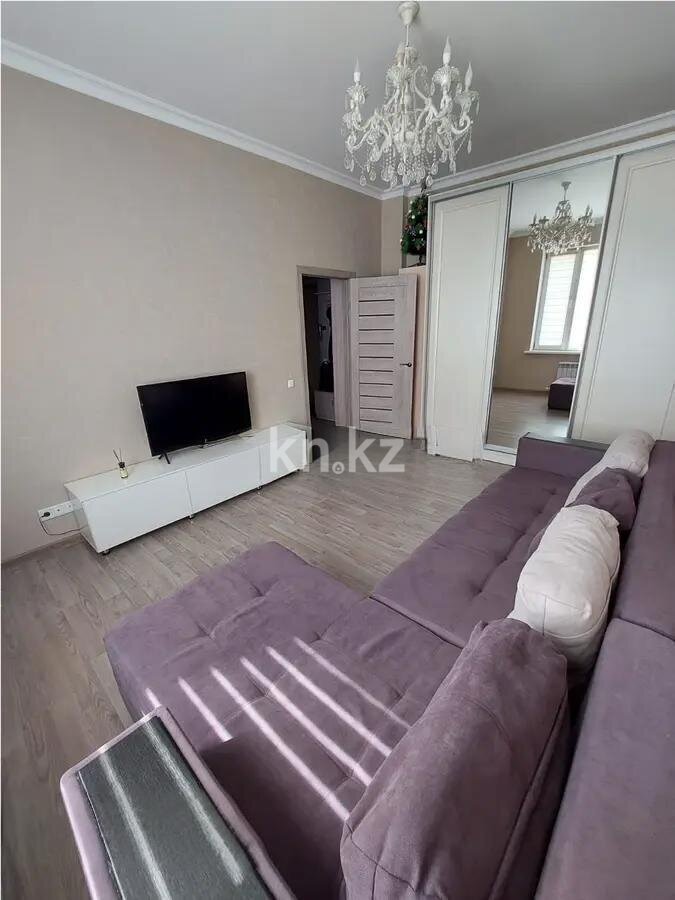 Продажа 1-комнатной квартиры, 38 м² в Астане