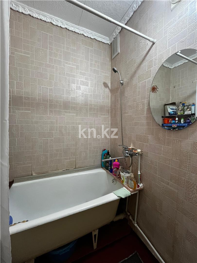 Продажа 2-комнатной квартиры, 52 м², мкр-н Восток-3 - Продажа квартир в Караганде фото 7 из 12