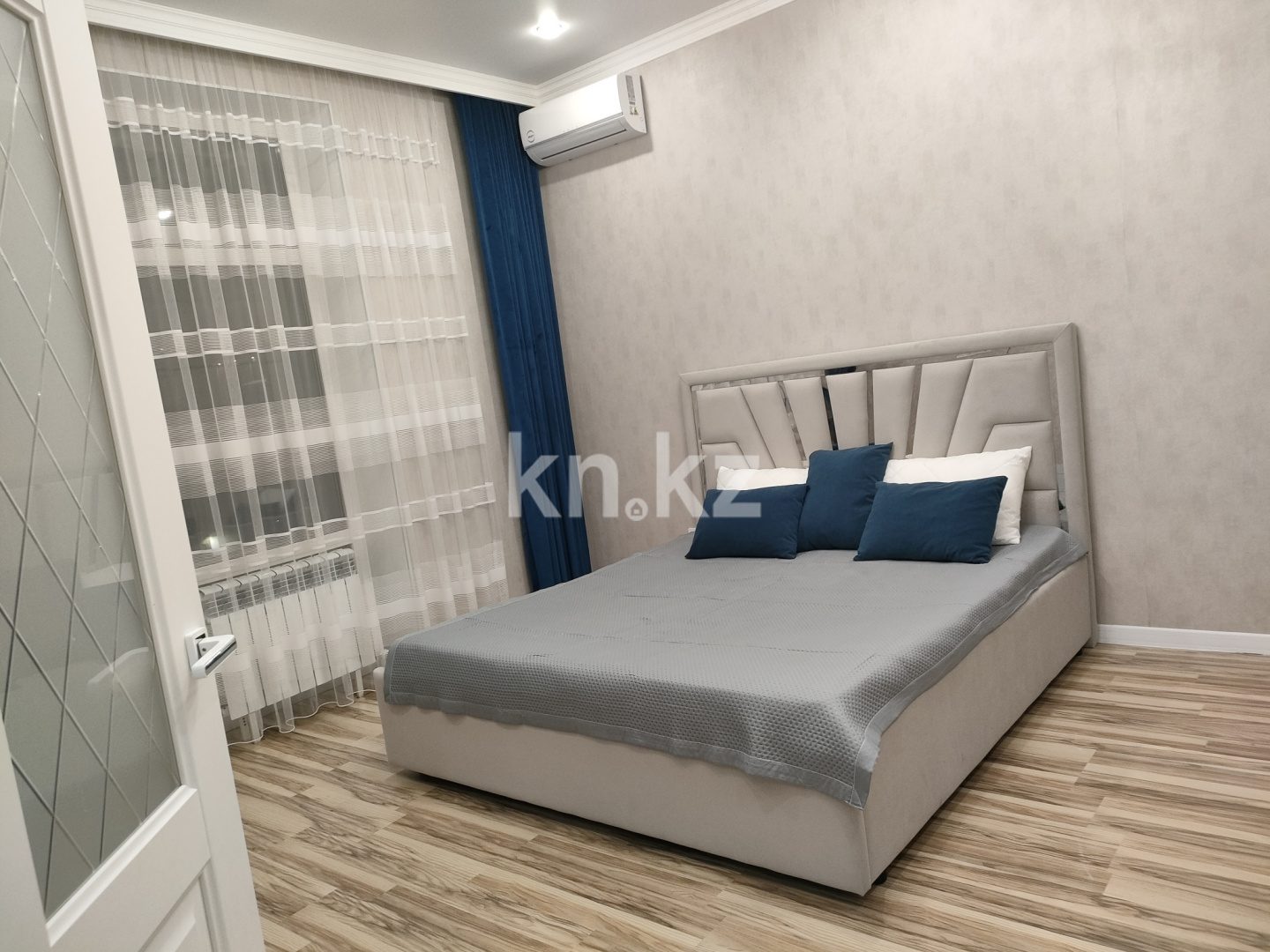 Аренда 1-комнатной квартиры посуточно, 42 м², пр. Туран, дом  46/4 - ул. Орынбор - Аренда квартиры посуточно в Астане фото 9 из 17
