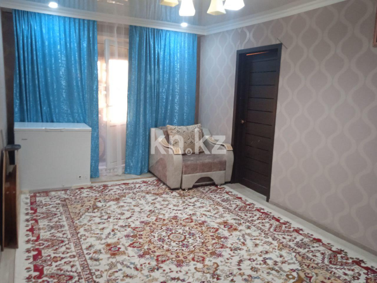Продажа 3-комнатной квартиры, 57 м², мкр-н 12, дом  38 - Продажа  трехкомнатных квартир в Караганде фото 1 из 11