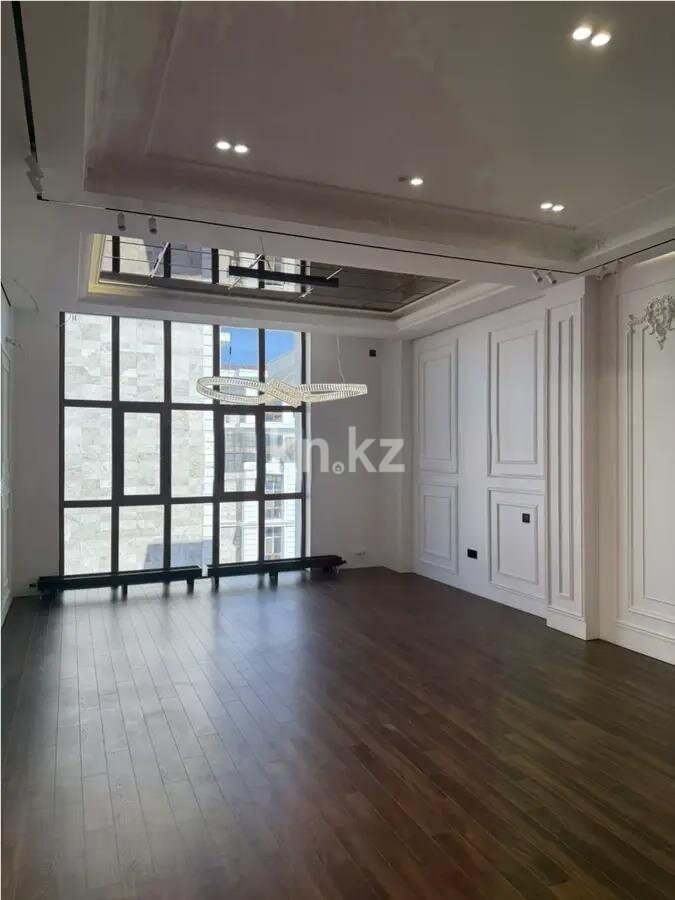 Продажа 4-комнатной квартиры, 143 м² в Астане