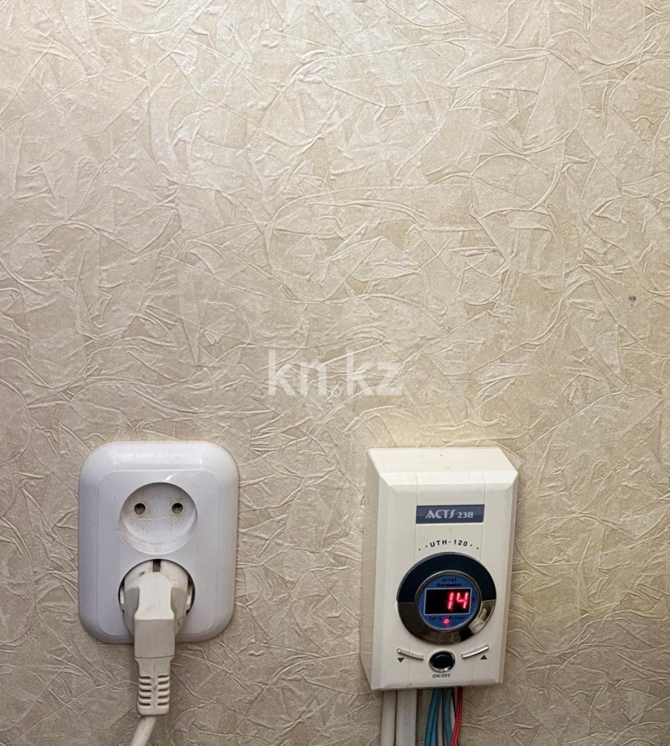 Продажа 2-комнатной квартиры, 43 м², мкр-н 13, дом  34 в Караганде - фото 8