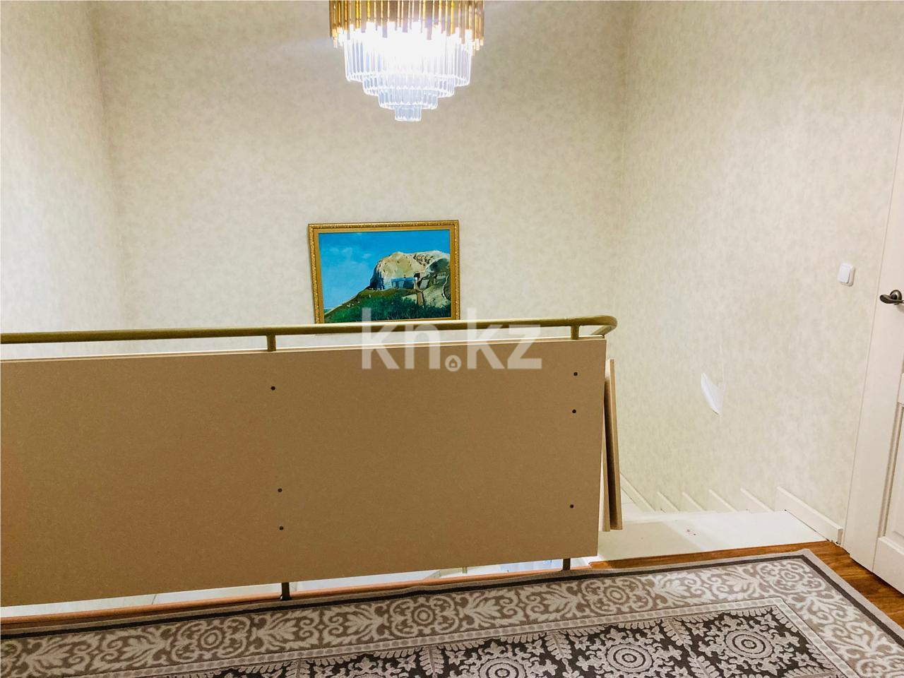 Продажа 5-комнатной квартиры, 179 м², мкр-н Голубые Пруды - Продажа  пятикомнатных квартир в Караганде фото 24 из 28