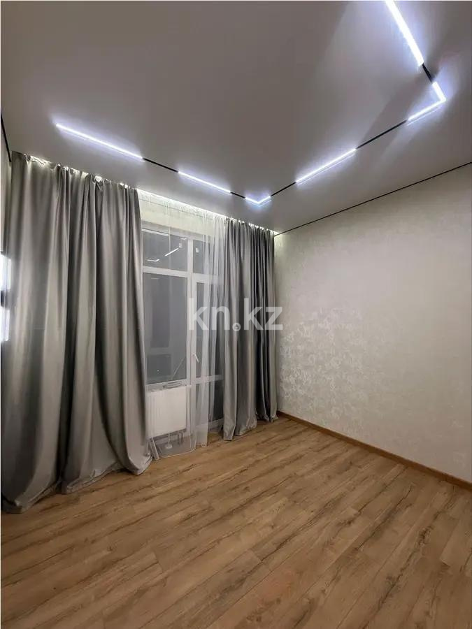 Продажа 2-комнатной квартиры, 40 м², ул. Нажимеденова, дом  28 - Продажа  двухкомнатных квартир в Астане без посредников с фото фото 1 из 5