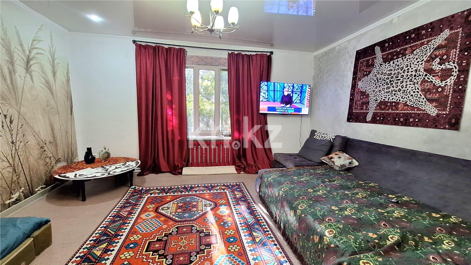Продажа 2-комнатной квартиры, 62 м² в Караганде