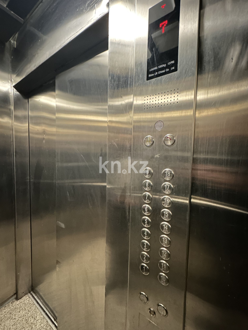 Аренда 3-комнатной квартиры, 117 м², пр. Шахтеров, дом  60 - Аренда  трехкомнатных квартир помесячно в Караганде фото 36 из 40