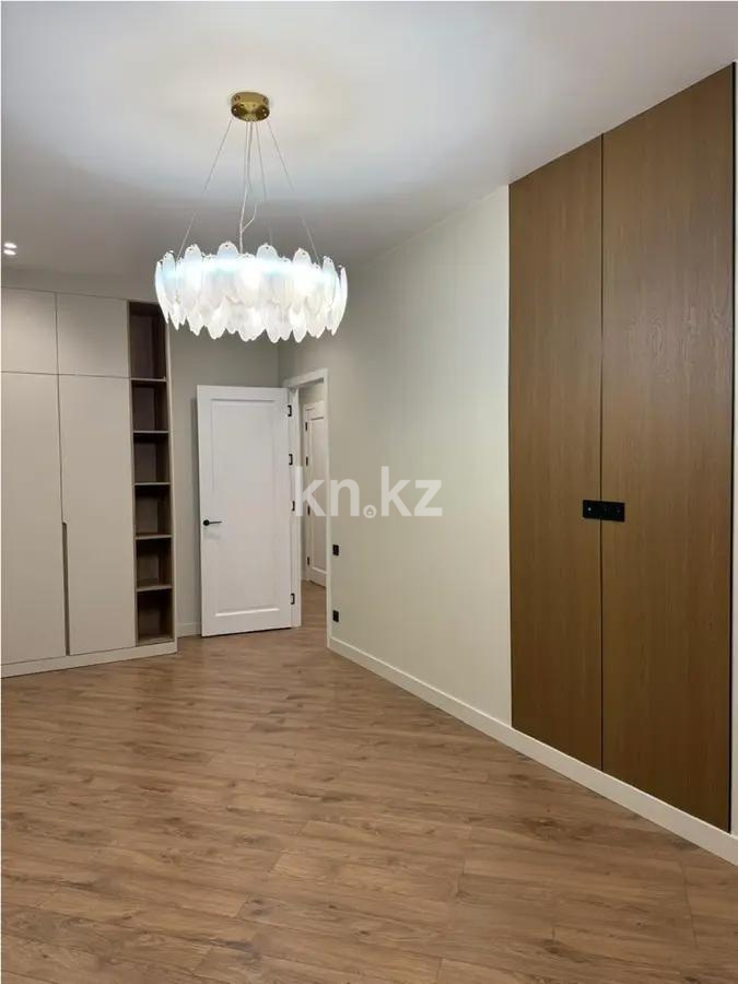 Продажа 3-комнатной квартиры, 63 м², ул. Сыганак, дом  4 стр - Продажа  трехкомнатных квартир в Астане без посредников с фото фото 1 из 4