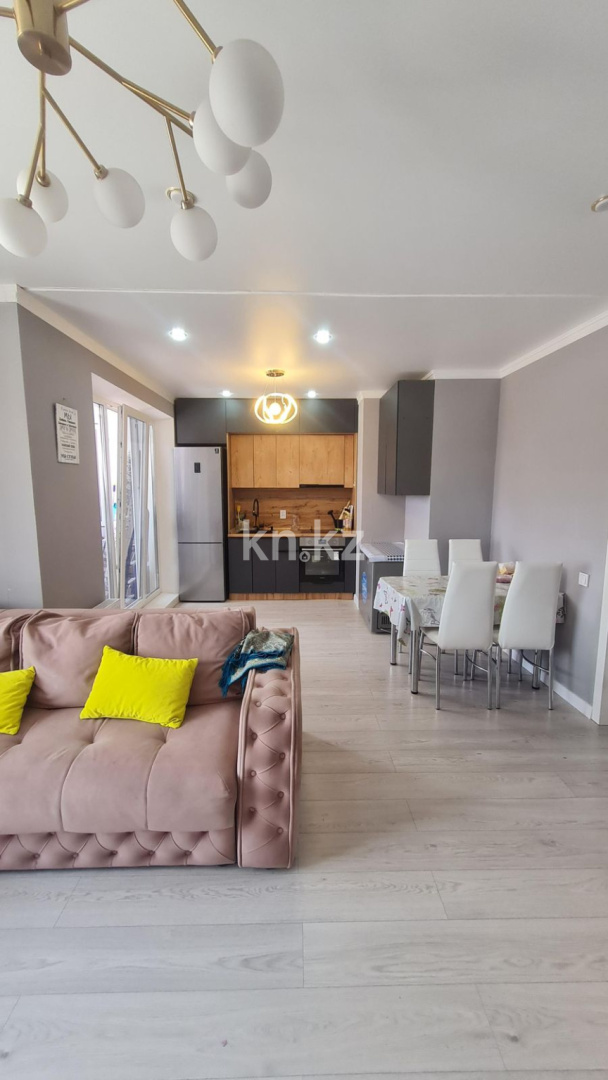 Продажа 1-комнатной квартиры, 41.8 м², ул. Сатыбалдина - Продажа  однокомнатных квартир в Караганде фото 1 из 7