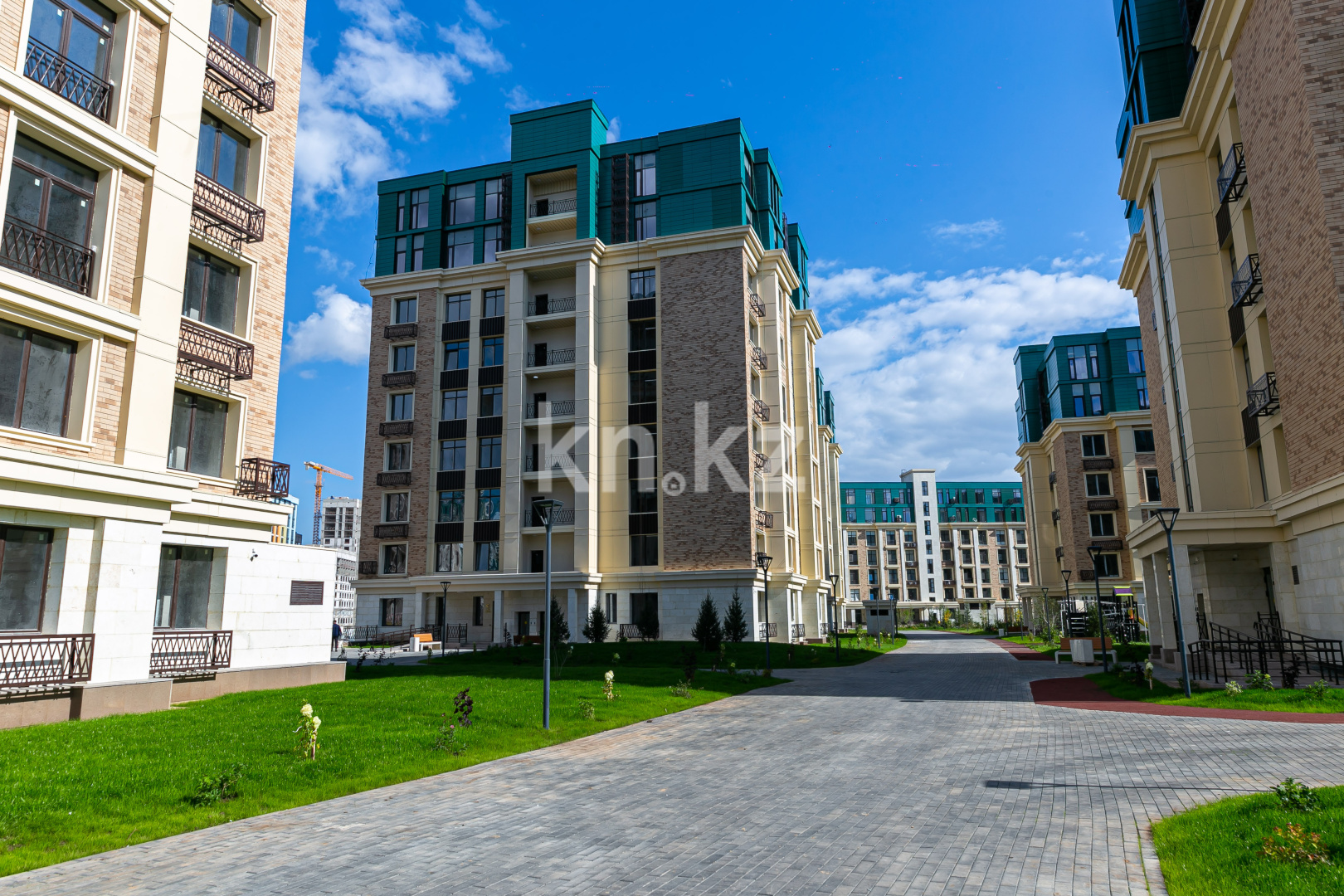 Продажа 3-комнатной квартиры, 95 м², ул. Тыныбаева, дом  13/1 в Астане - фото 17