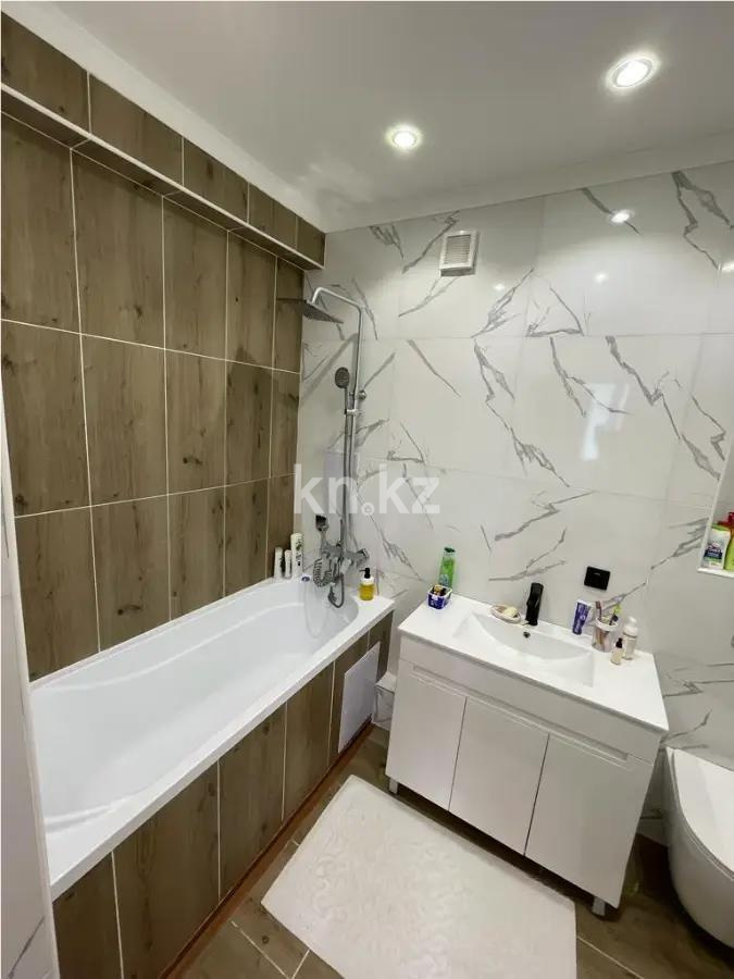 Продажа 3-комнатной квартиры, 95 м², мкр-н Думан-2, дом  12 в Алматы - фото 4