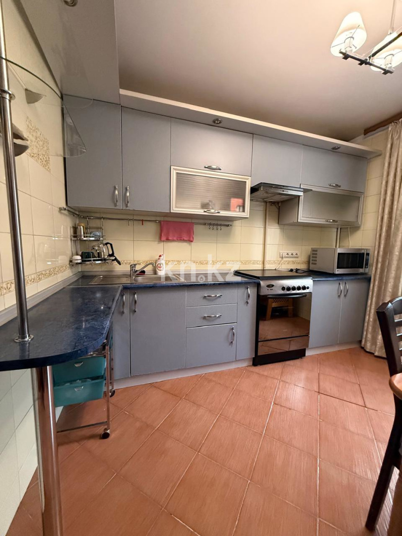 Продажа 3-комнатной квартиры, 70 м², ул. Жандосова, дом  37В в Алматы - фото 14