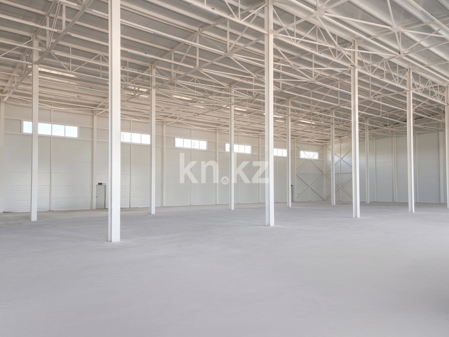 Аренда базы, 1800 м² - Аренда недвижимости в Алматы фото 1 из 6