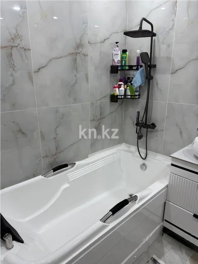 Продажа 3-комнатной квартиры, 78 м², ул. Омарова, дом  1 в Алматы - фото 5