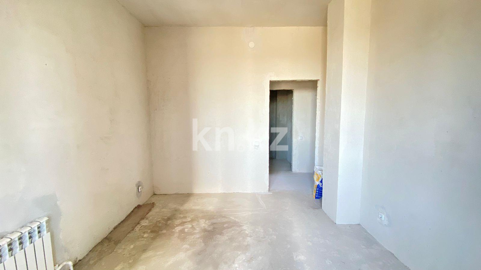 Продажа 2-комнатной квартиры, 55 м², ул. Дюсембекова - Продажа  двухкомнатных квартир в Караганде фото 2 из 8