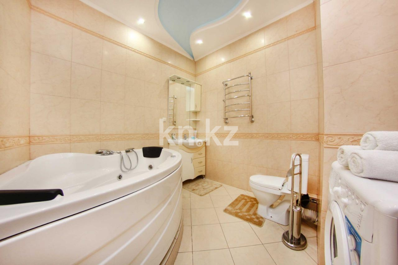 Аренда 3-комнатной квартиры посуточно, 95 м² - Аренда трехкомнатных квартир посуточно в Алматы фото 19 из 20