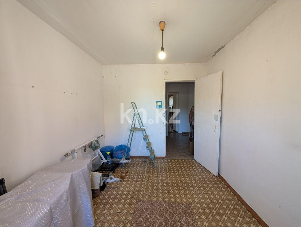 Продажа 3-комнатной квартиры, 61 м², мкр-н Восток-3, дом  9 - Продажа жилой и коммерческой недвижимости в Казахстане фото 5 из 15