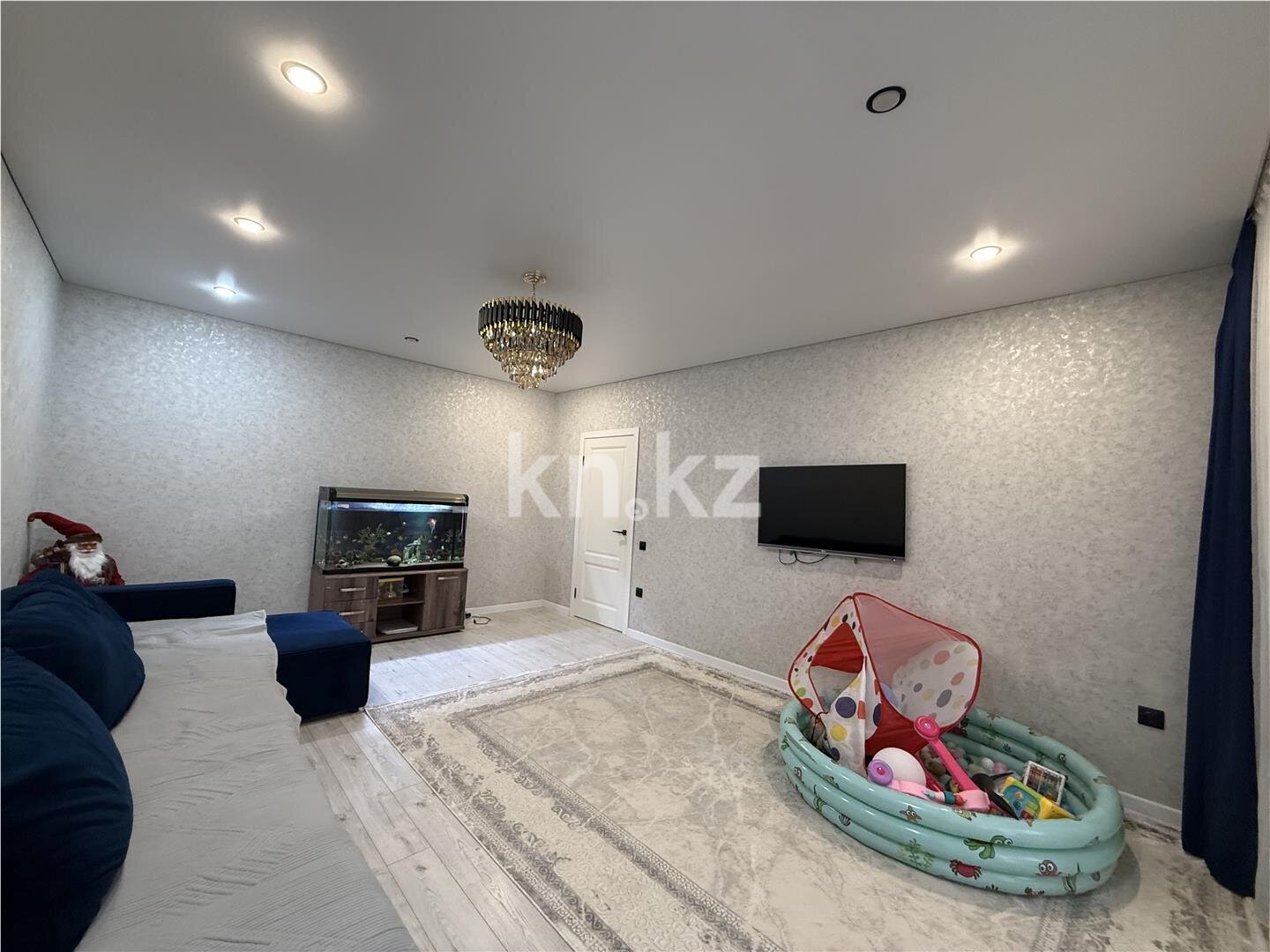 Продажа 4-комнатной квартиры, 110 м² в Караганде - фото 3