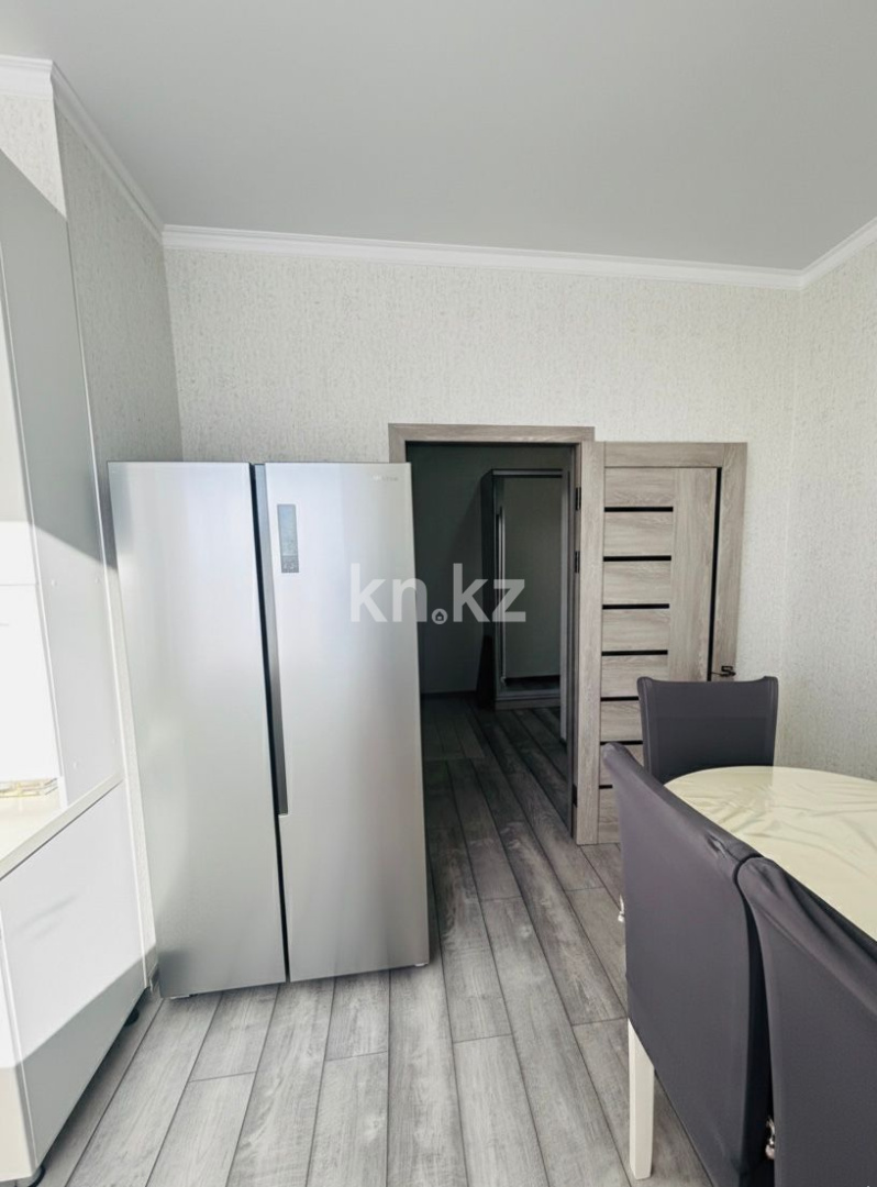 Продажа 4-комнатной квартиры, 111.8 м² - Продажа квартир в Казахстане - страница 13 фото 1 из 13