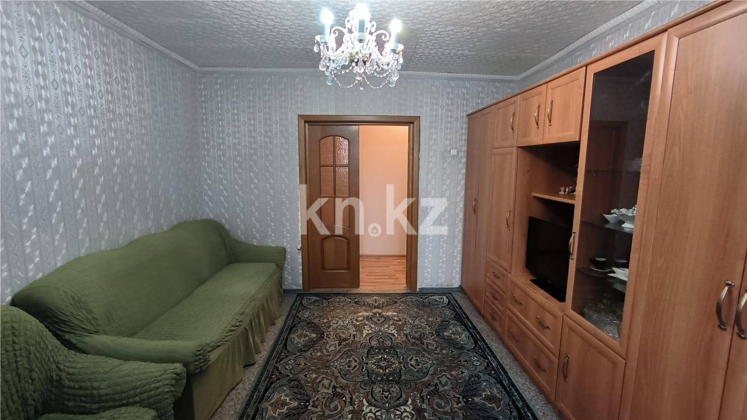 Продажа 3-комнатной квартиры, 59 м² - Продажа трехкомнатных квартир на Юго-Востоке Караганды - страница 3 фото 2 из 18