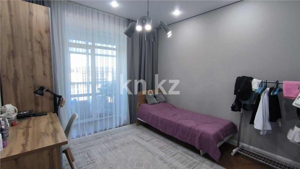 Продажа 4-комнатной квартиры, 118 м² в Караганде - фото 24