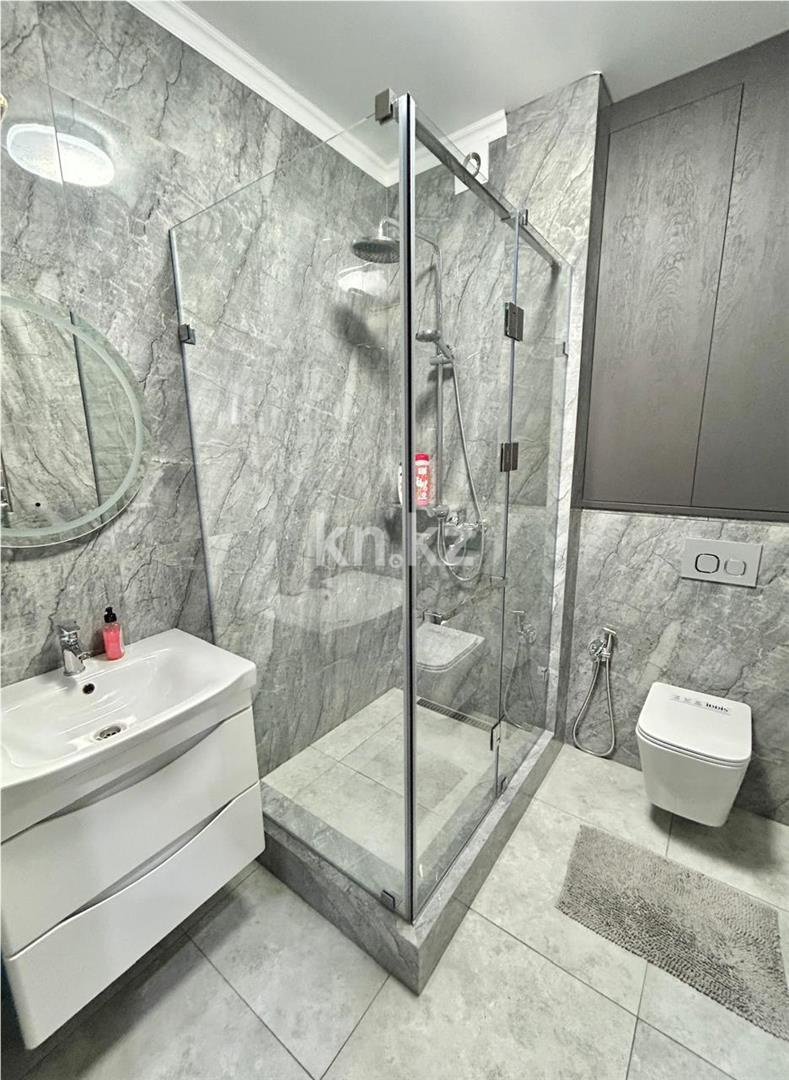 Продажа 2-комнатной квартиры, 64 м² - Продажа квартир в Караганде на Юго-Востоке - страница 10 фото 13 из 18