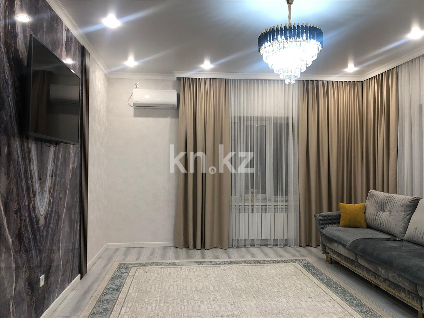 Продажа 3-комнатной квартиры, 100 м², ул. Муканова, дом  53/8 - Продажа  трехкомнатных квартир в Караганде фото 1 из 25