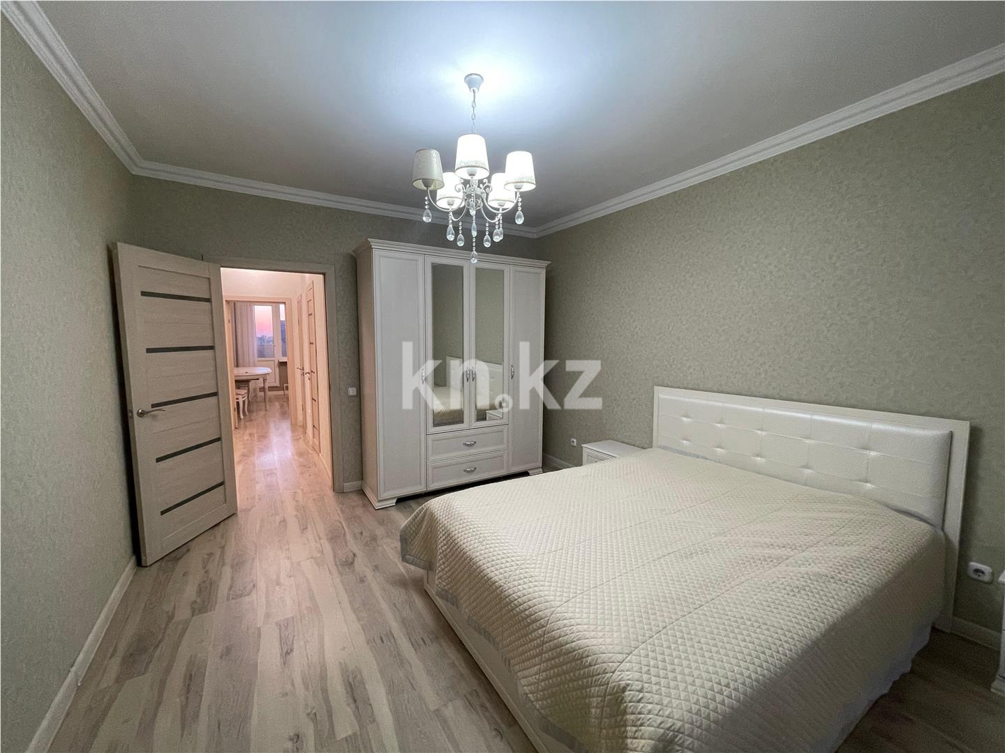Продажа 3-комнатной квартиры, 89 м², пр. Шахтеров, дом  52 в Караганде - фото 3