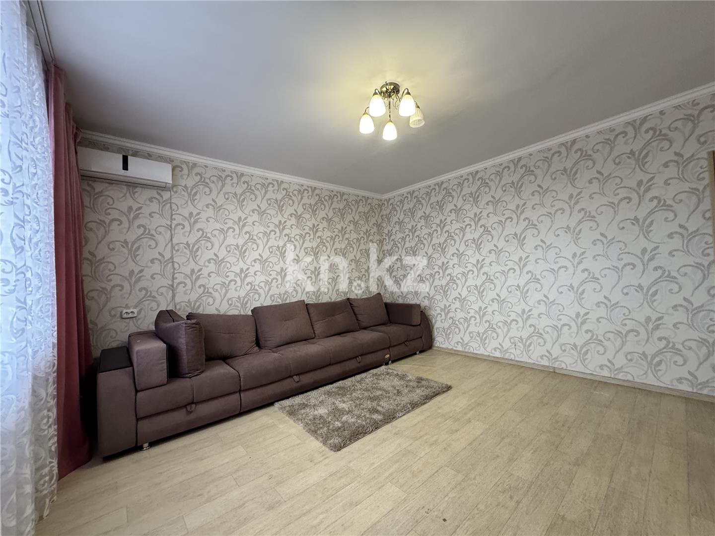 Продажа 2-комнатной квартиры, 50 м², ул. Гапеева, дом  33 - Продажа  двухкомнатных квартир в Караганде фото 2 из 17