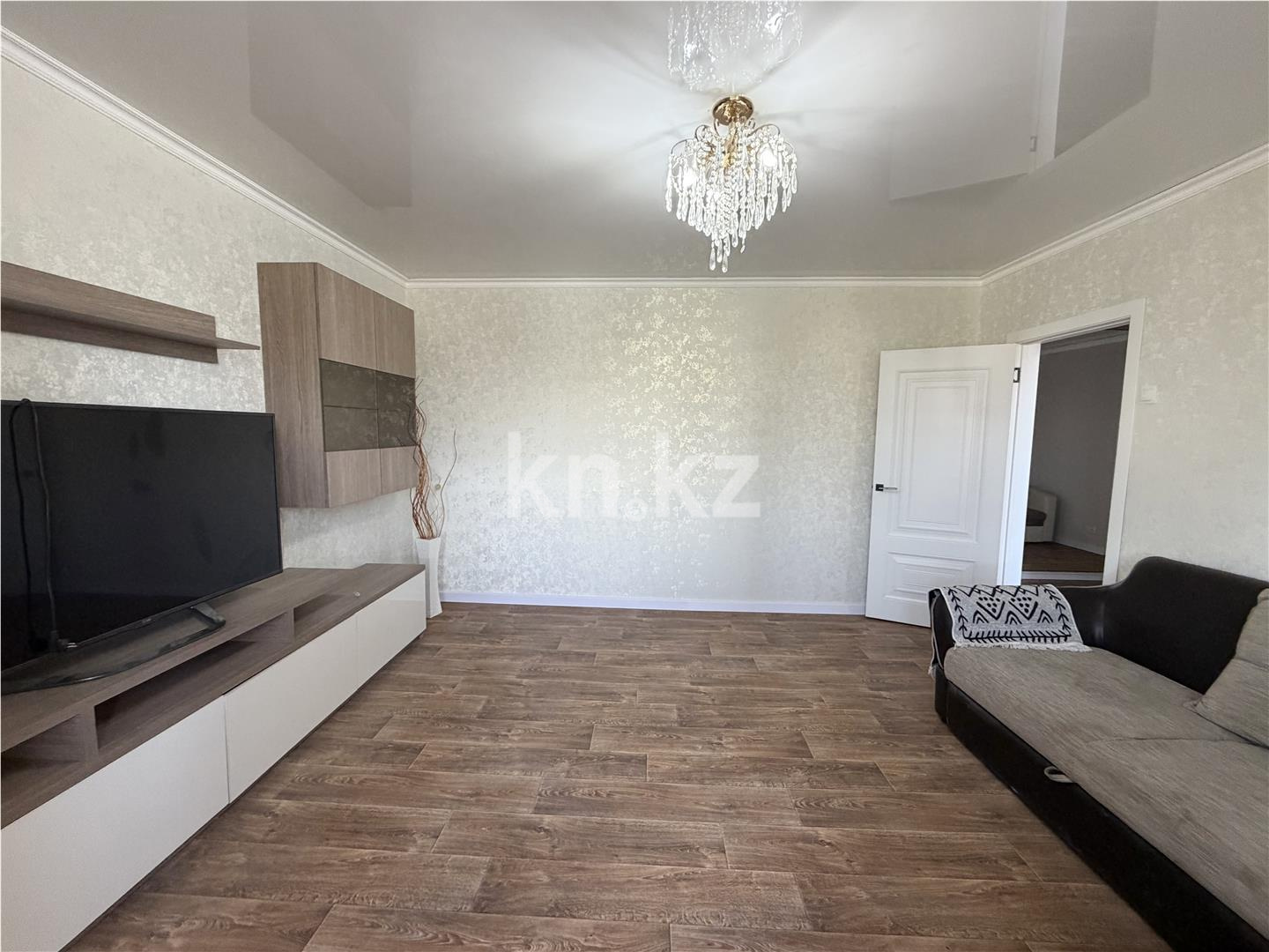 Продажа 3-комнатной квартиры, 64 м² - Продажа трехкомнатных квартир на Юго-Востоке Караганды - страница 13 фото 3 из 15