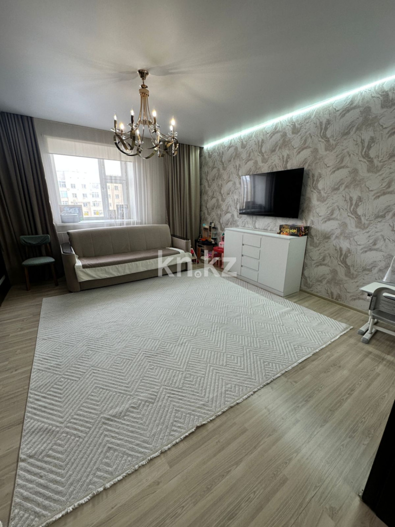 Продажа 2-комнатной квартиры, 70 м² - Продажа квартир в Казахстане - страница 2 фото 1 из 7