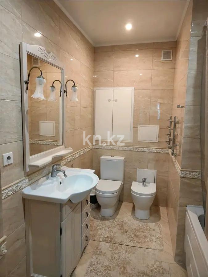 Продажа 5-комнатной квартиры, 210.6 м² в Астане - фото 6