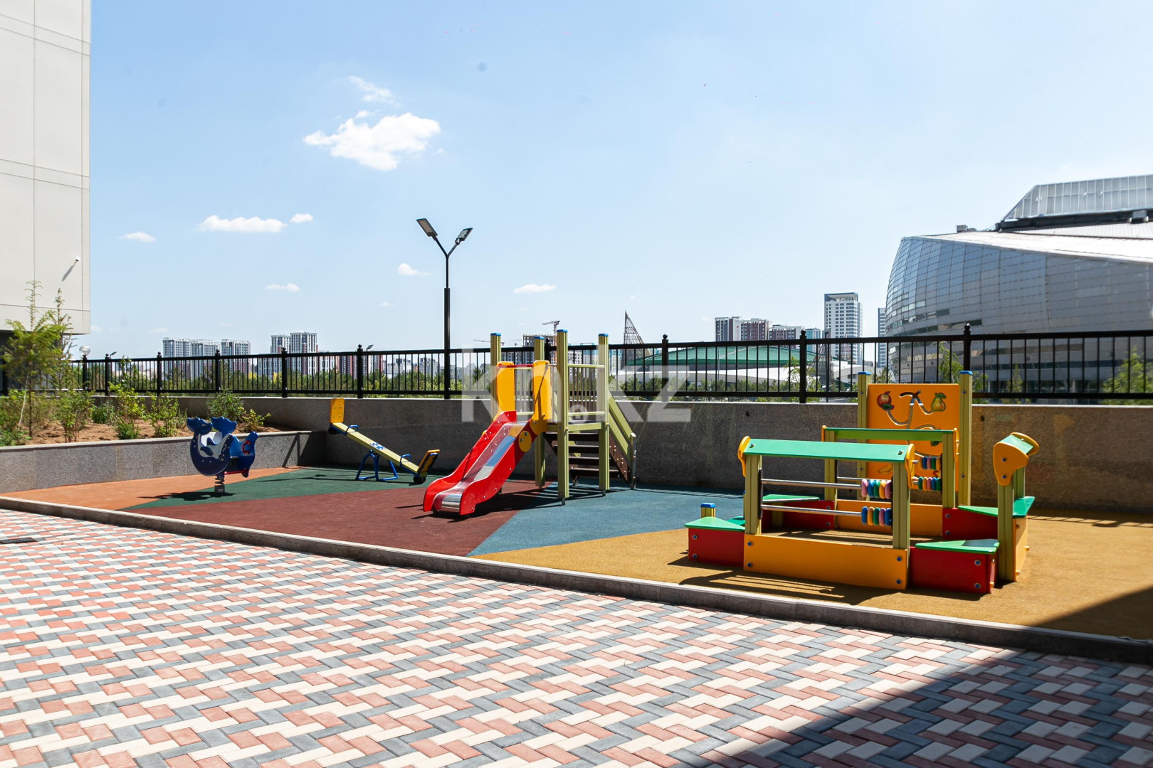 Продажа 2-комнатной квартиры, 63 м², пр. Кабанбай батыра, дом  45/3 в Астане - фото 21