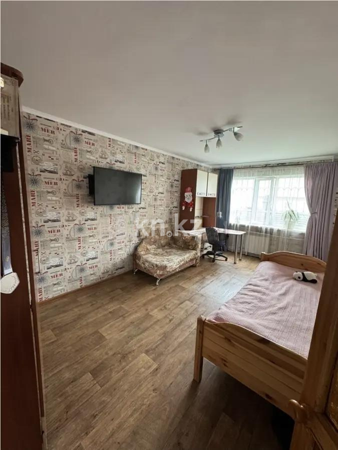 Продажа 3-комнатной квартиры, 63 м² в Караганде - фото 3