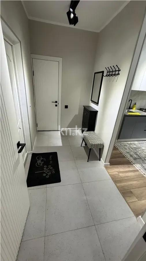 Продажа 1-комнатной квартиры, 40 м², мкр-н Аксай-3, дом  5 в Алматы - фото 4
