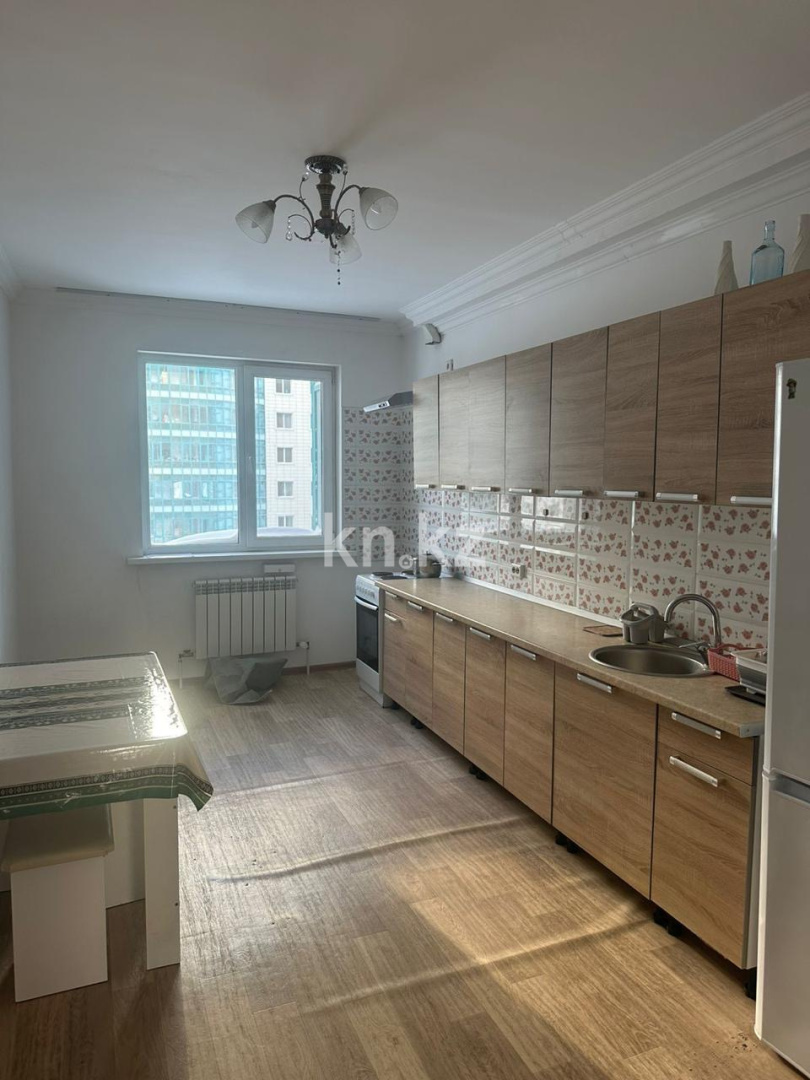 Аренда 4-комнатной квартиры, 94 м² - Аренда квартир помесячно в Астане фото 1 из 7