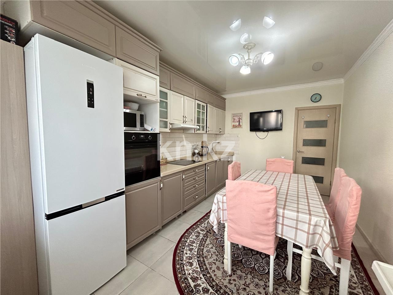 Продажа 3-комнатной квартиры, 94.6 м², ул. Торайгырова - Продажа квартир в Астане фото 1 из 17
