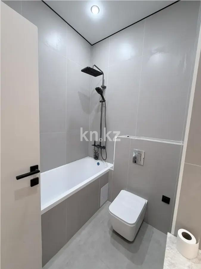 Продажа 4-комнатной квартиры, 98.5 м² в Алматы - фото 4